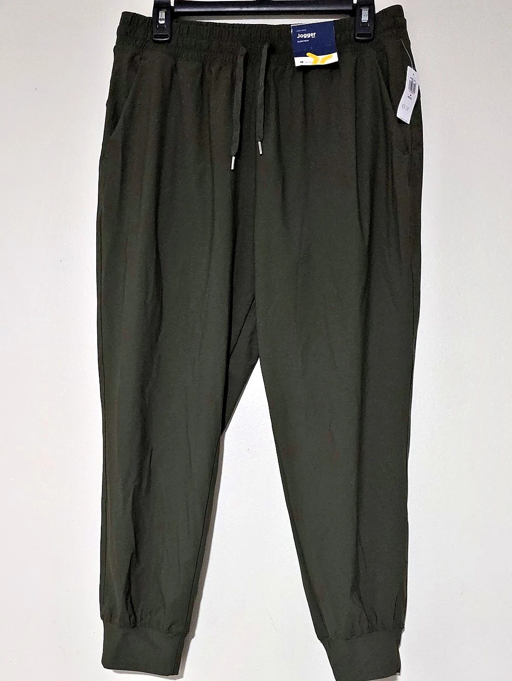 Old Navy High-Rise Jogger SleekTech Green Jogger Pants Size Medium Petite NWT